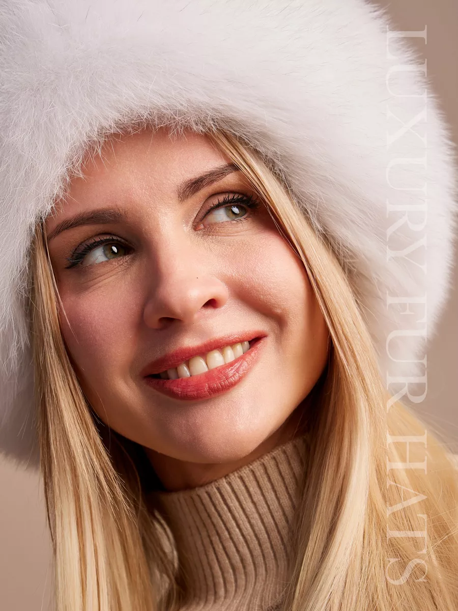 Шапка зимняя кожаная с мехом песца