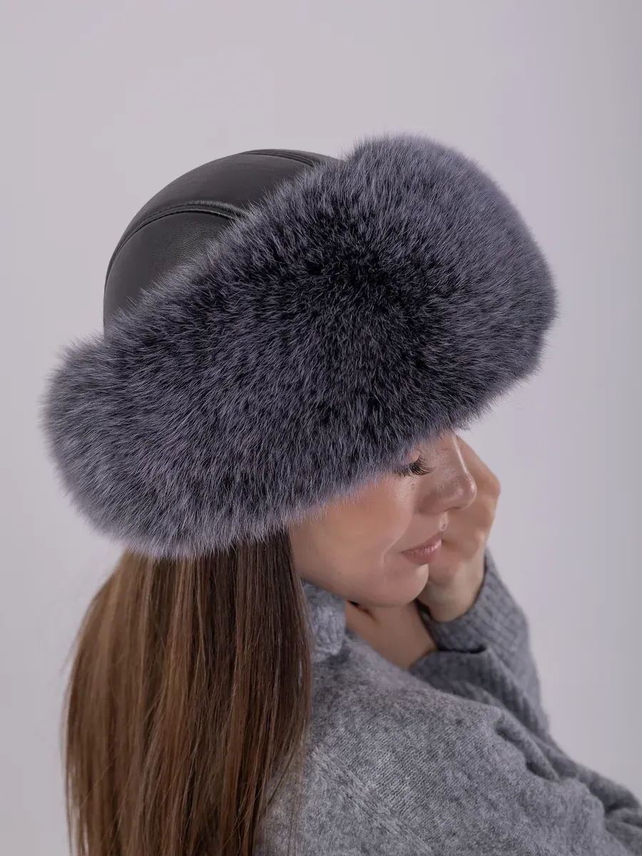 Шапка зимняя кожаная с мехом песца